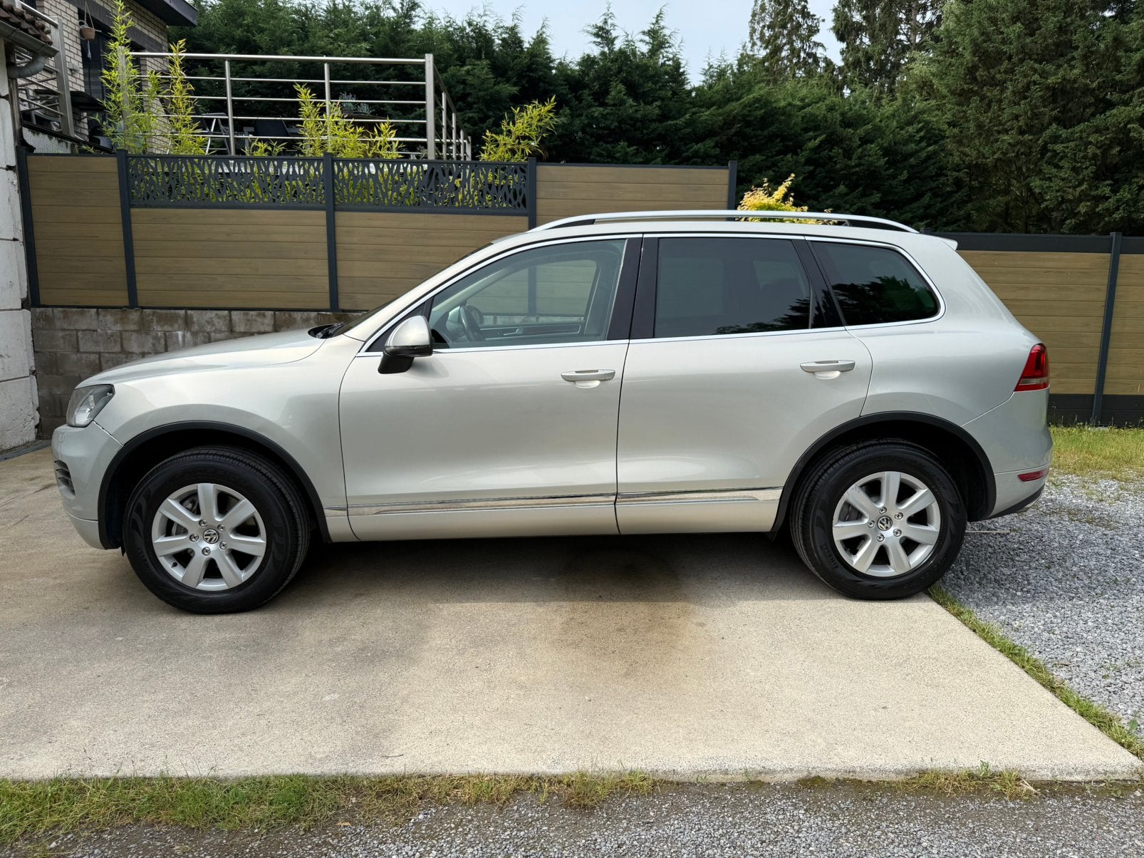 ✅Vw Touareg🔥3.0Tdi V6🔥204Pk💪Met Servicebook👌Fullopt✨, Auto's, Volkswagen, Automaat, Beige, Leder, Touareg