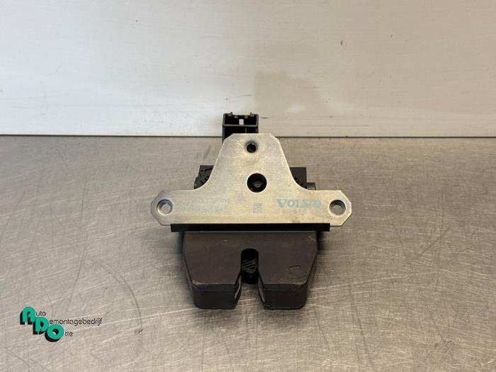 Mécanique de verrouillage hayon d'un Volvo V40 (V40 12-), -, 3 mois de garantie, -, -