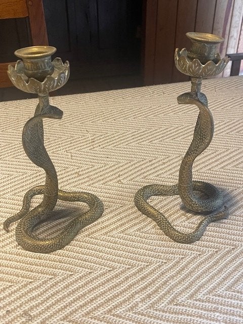 twee koperen cobra kandelaars, Enlèvement ou Envoi, Cuivre ou Bronze