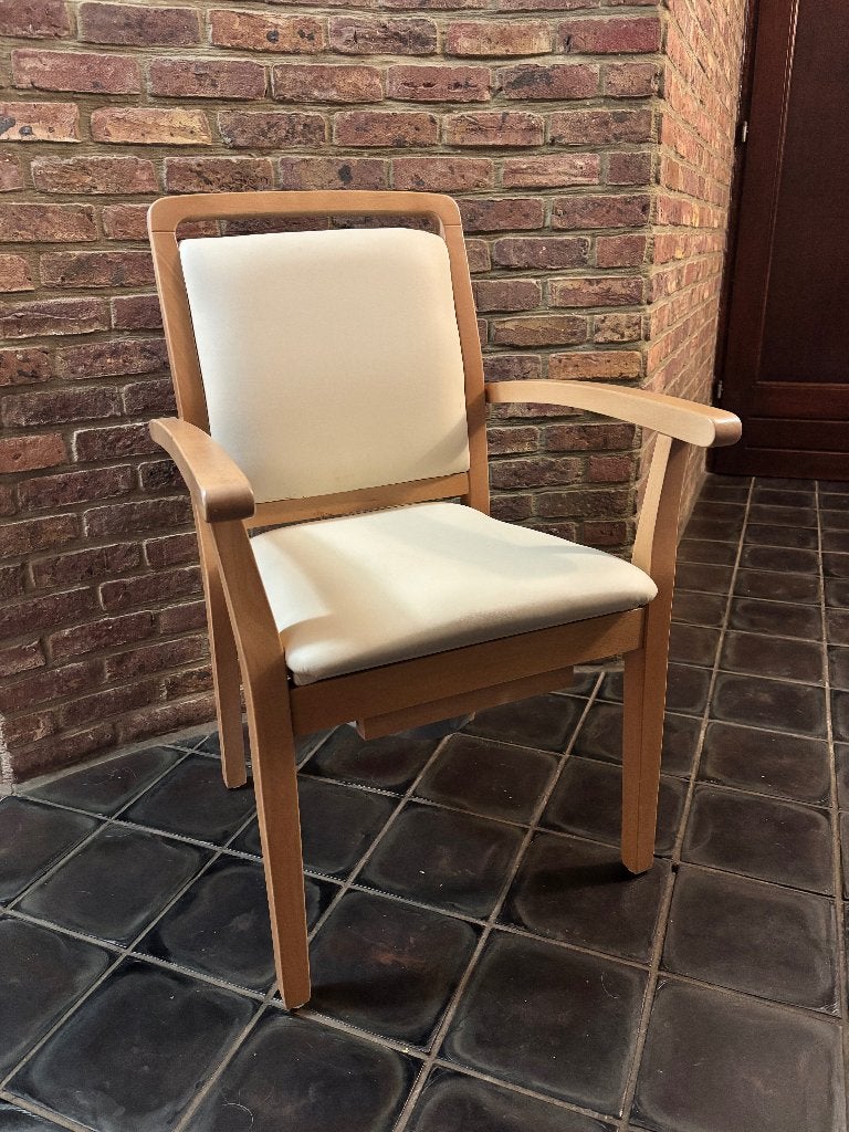 chaise percée en bois APLOS, Enlèvement, Utilisé