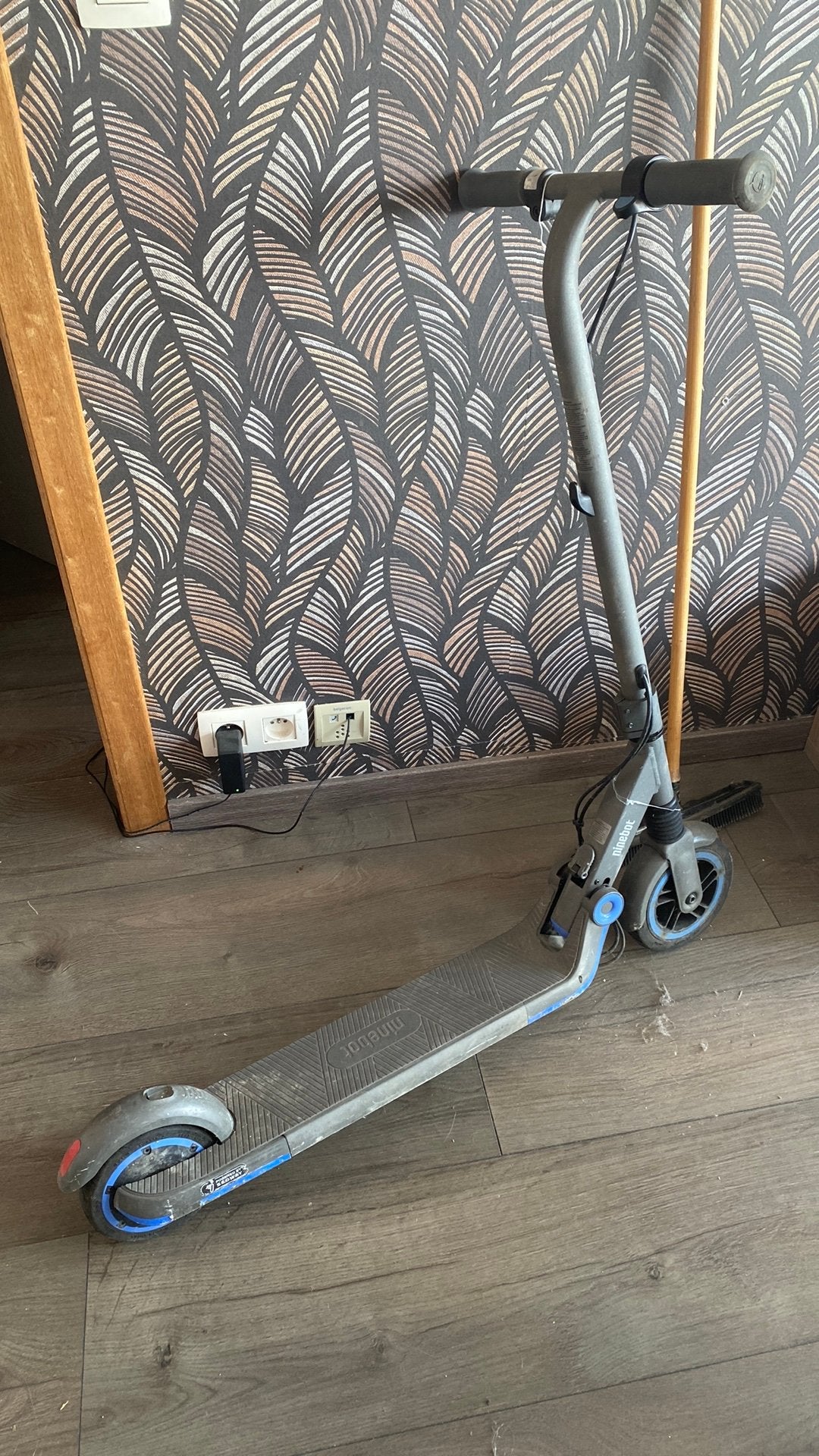 Trotinette electrique enfant, Vélos & Vélomoteurs, Trottinettes, Enlèvement, Utilisé
