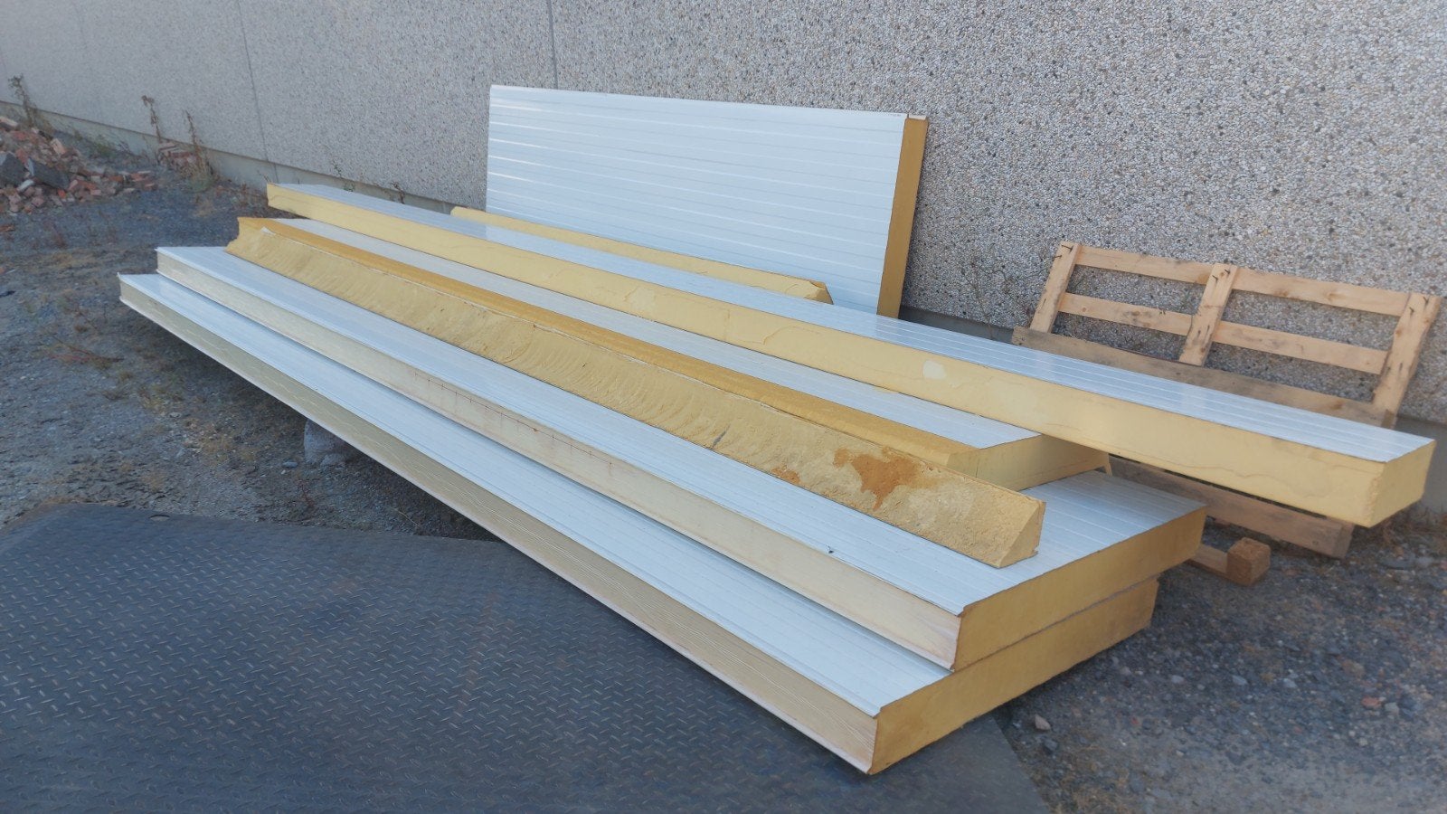 Sandwichpanelen    15 cm dik, Ophalen
