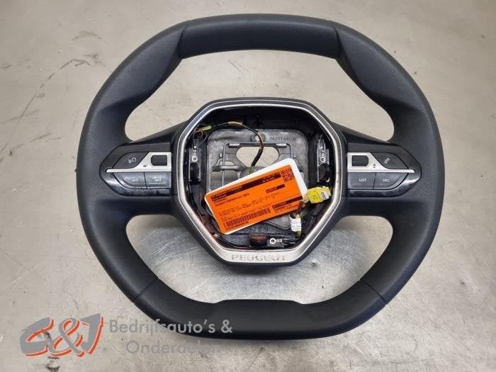 Volant d'un Peugeot Partner, -, 3 mois de garantie, Utilisé, -