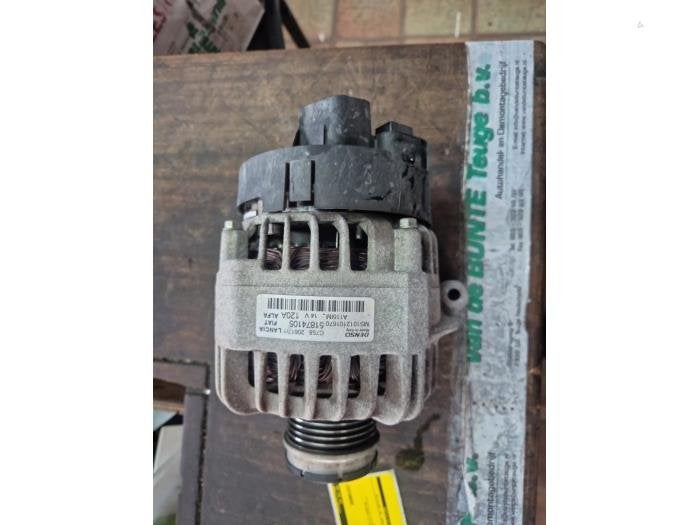 Dynamo d'un Fiat 500, -, 3 mois de garantie, Utilisé, Fiat
