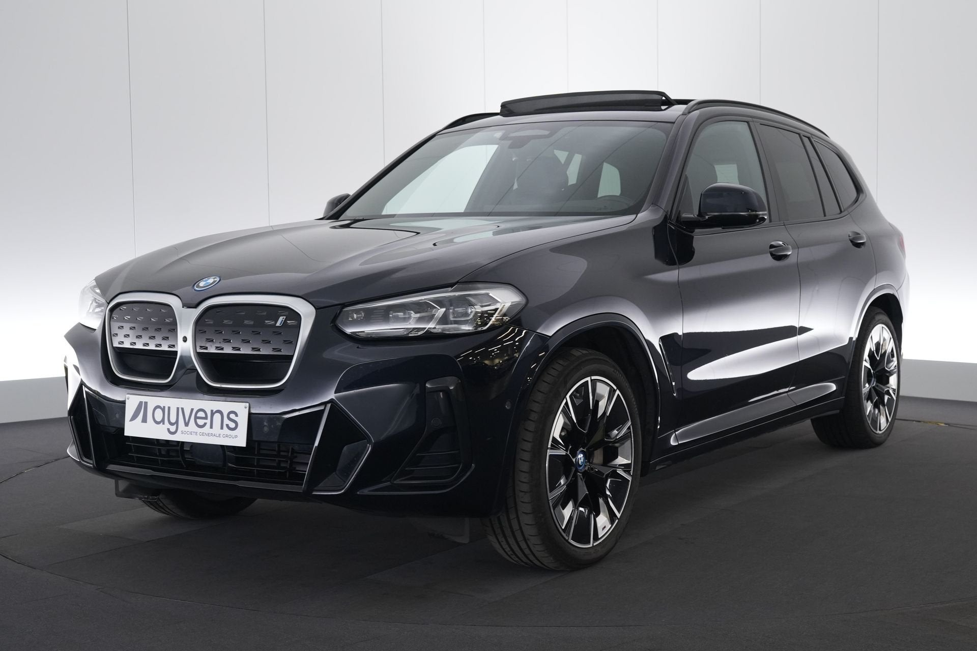 (2DAH361) BMW IX3, Auto's, BMW, Automaat, Achterwielaandrijving, Gebruikt, Blauw