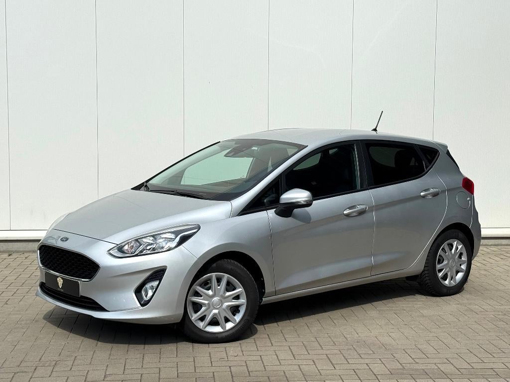 ✅ Ford Fiesta  1.1i GARANTIE 1.Eig LaneAssist Parksens Airco, Auto's, Voorwielaandrijving, Stof, 62 kW, Bedrijf