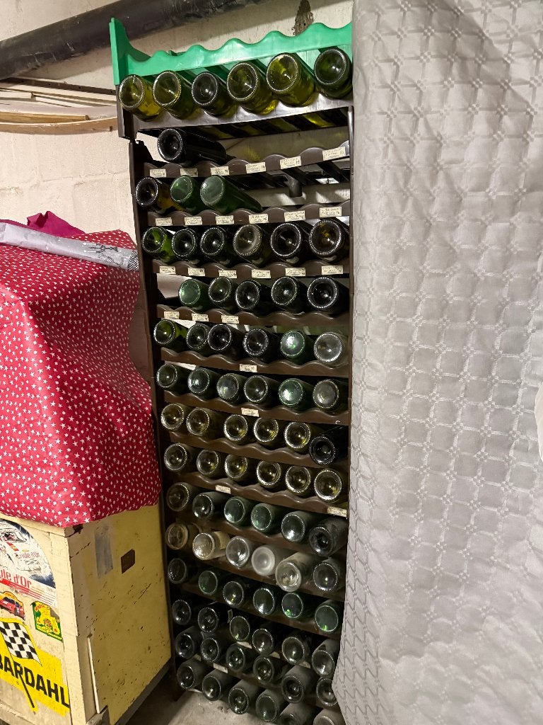 rangement  bouteilles, 25 bouteilles ou plus, Comme neuf, Synthétique, Enlèvement