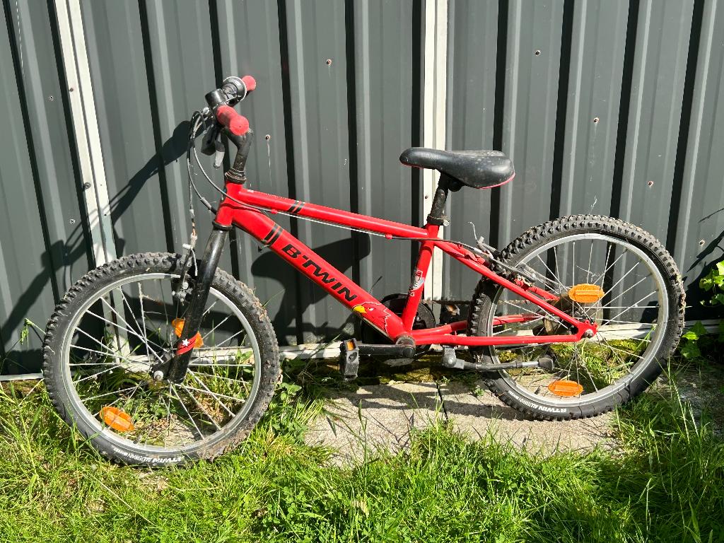 B'twin racing boy 320 (20 inch), Fietsen en Brommers, Fietsen | Jongens, Ophalen, Gebruikt, Versnellingen, B'twin