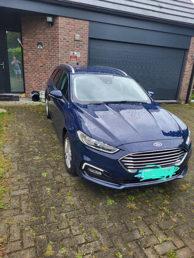 FORD MONDEO AWD 2021, Autos, Achat, Mondeo, Entretenue par le concessionnaire, Noir