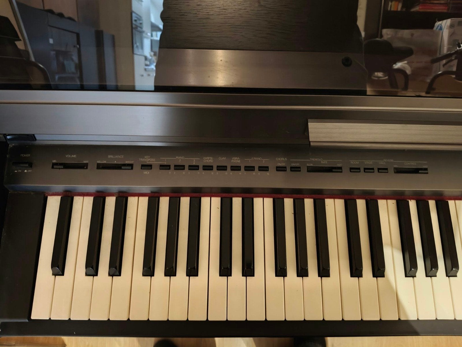 Mooie vintage digitale piano ROLAND, Muziek en Instrumenten, Ophalen, Bruin, Digitaal, Zo goed als nieuw