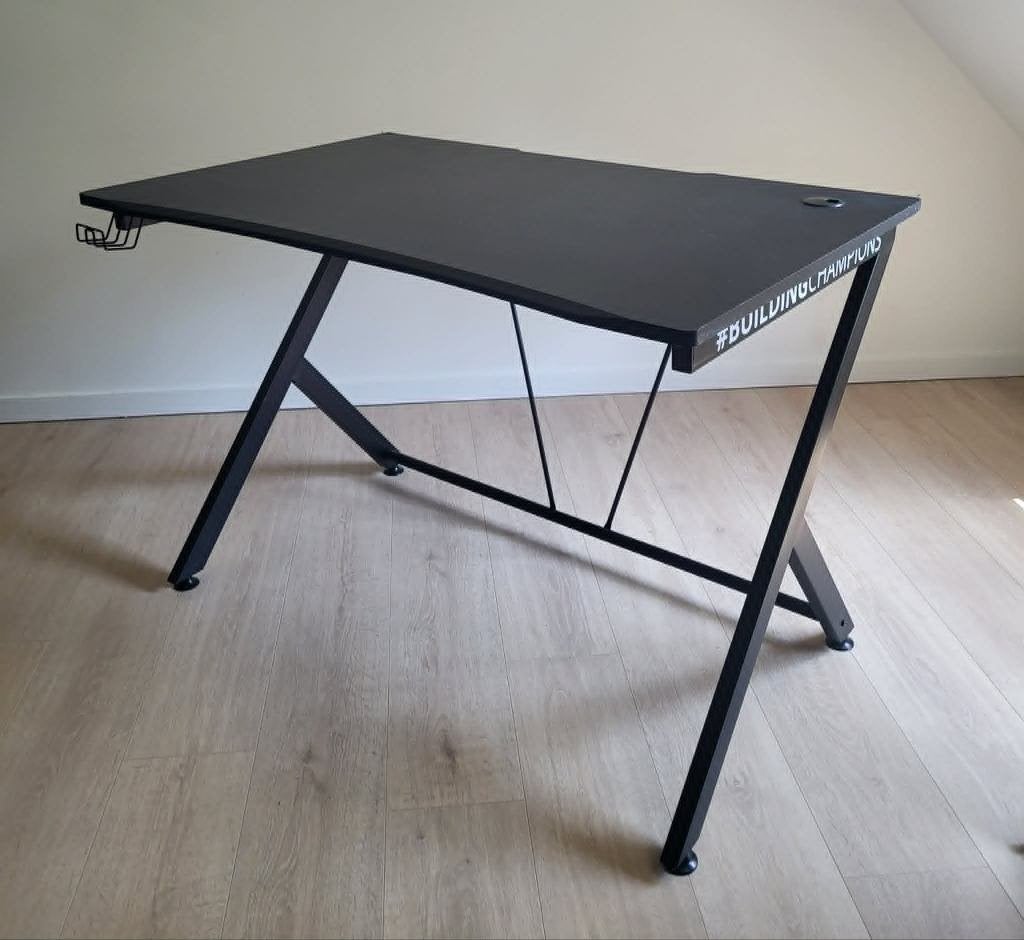 Dominus Gaming Desk, Huis en Inrichting, Bureaus, Ophalen, Gebruikt