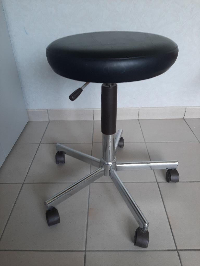 tabouret, Enlèvement, Réglable en hauteur, Utilisé, Matériaux autres