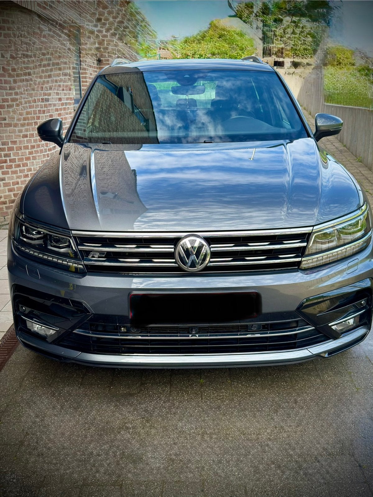 Volkswagen Tiguan R-line 2.0, Autos, Volkswagen, Cuir, Argent ou Gris, Achat, Euro 6