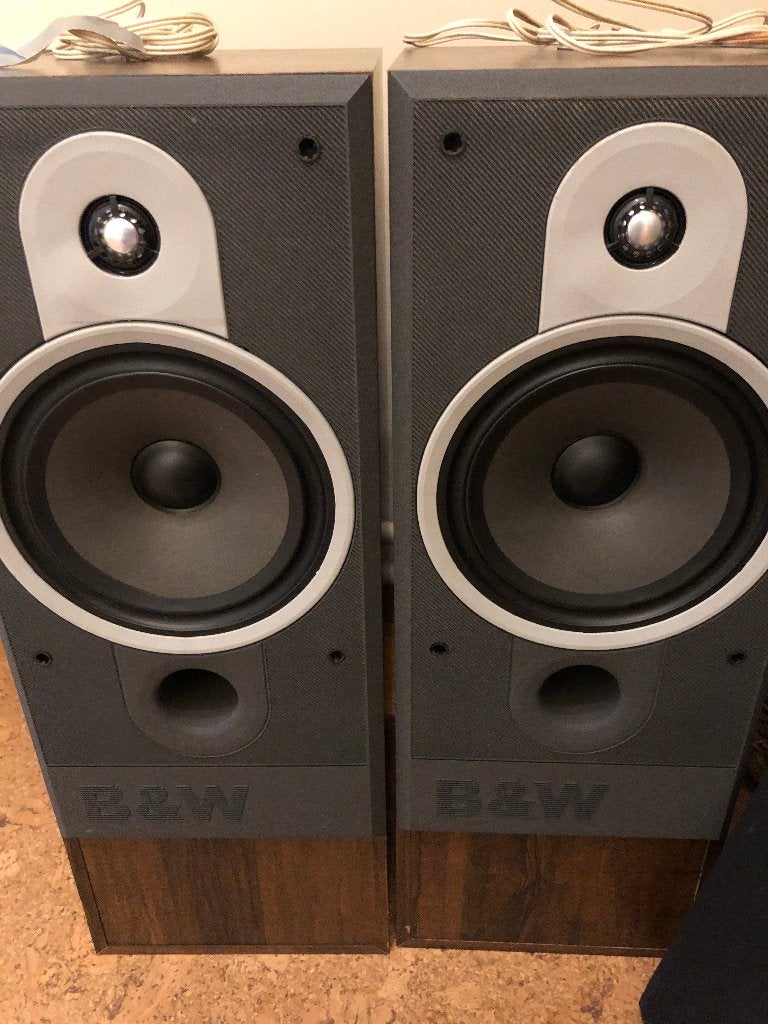 Luidsprekers B&W DM570, Audio, Tv en Foto, Luidsprekerboxen, Ophalen, Zo goed als nieuw, Vloerstaande luidspreker, Bowers & Wilkins (B&W)