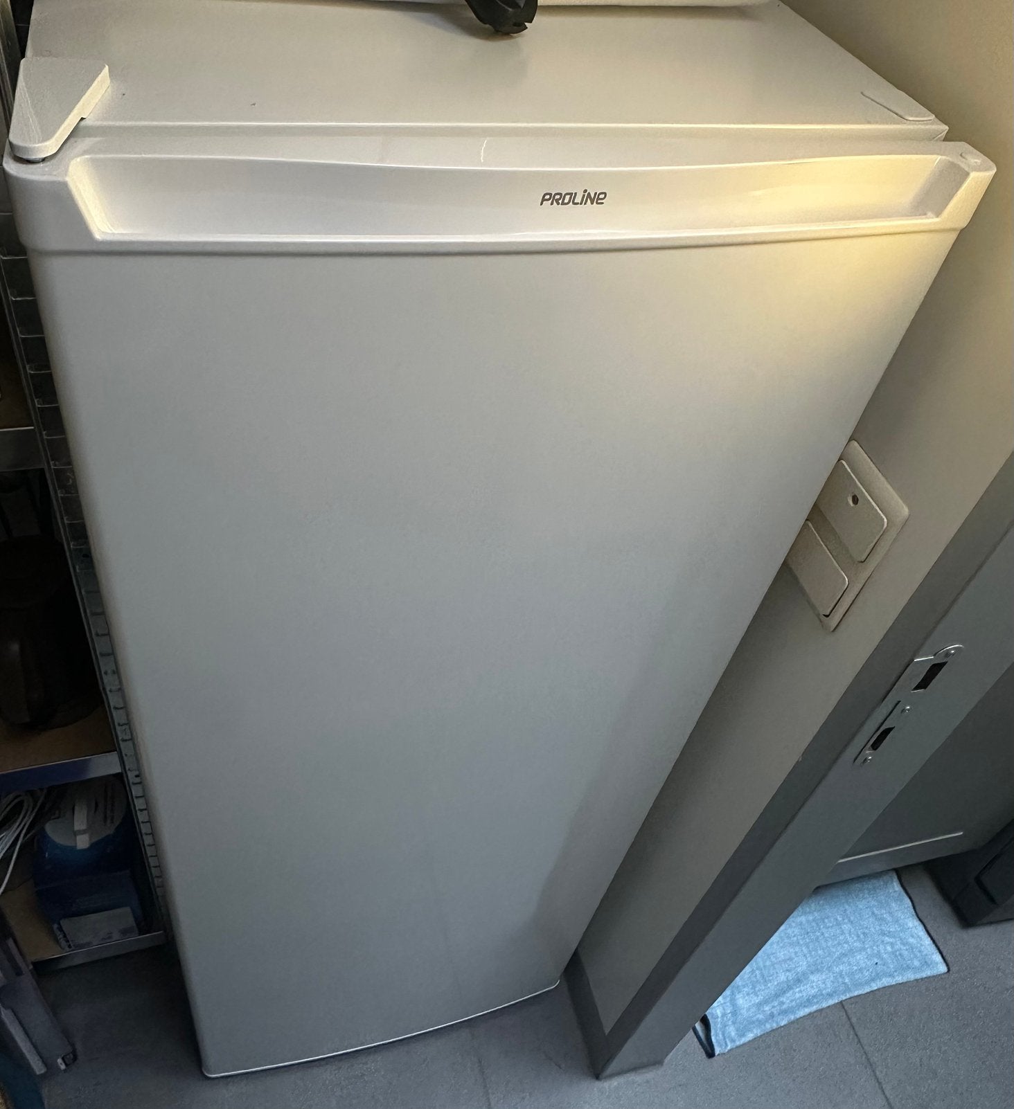 Nieuw! PROLINE UFZ171 - KASTDIEPVRIEZER (Garantie!!!), Elektronische apparatuur, Vriezers en Diepvrieskisten, Nieuw, Minder dan 60 cm