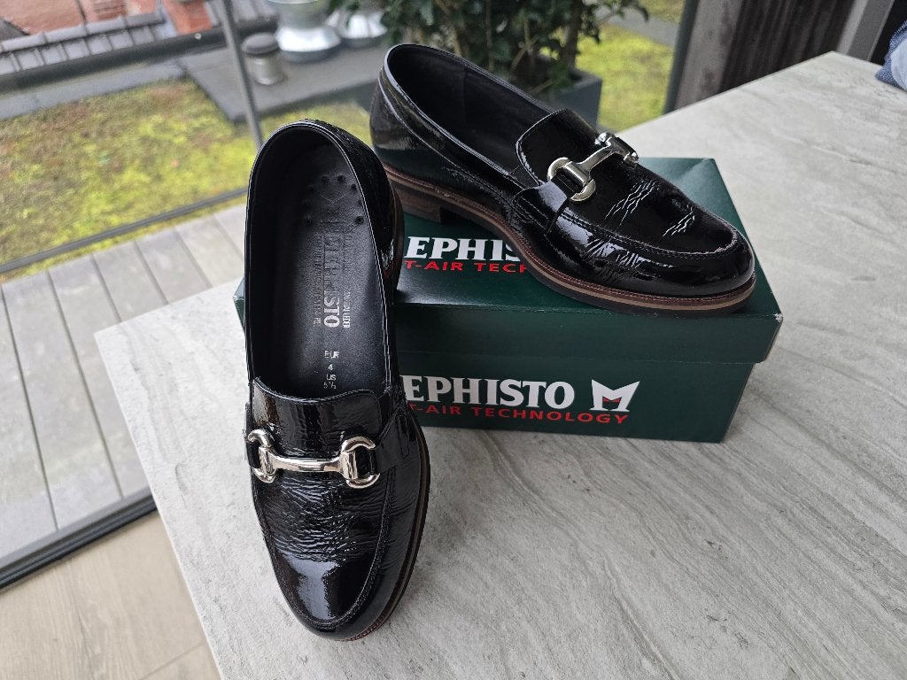 Mocassins en cuir verni - Mephisto - Taille 4 (= 37), Vêtements | Femmes, Mephisto, Enlèvement ou Envoi, Comme neuf, Sabots