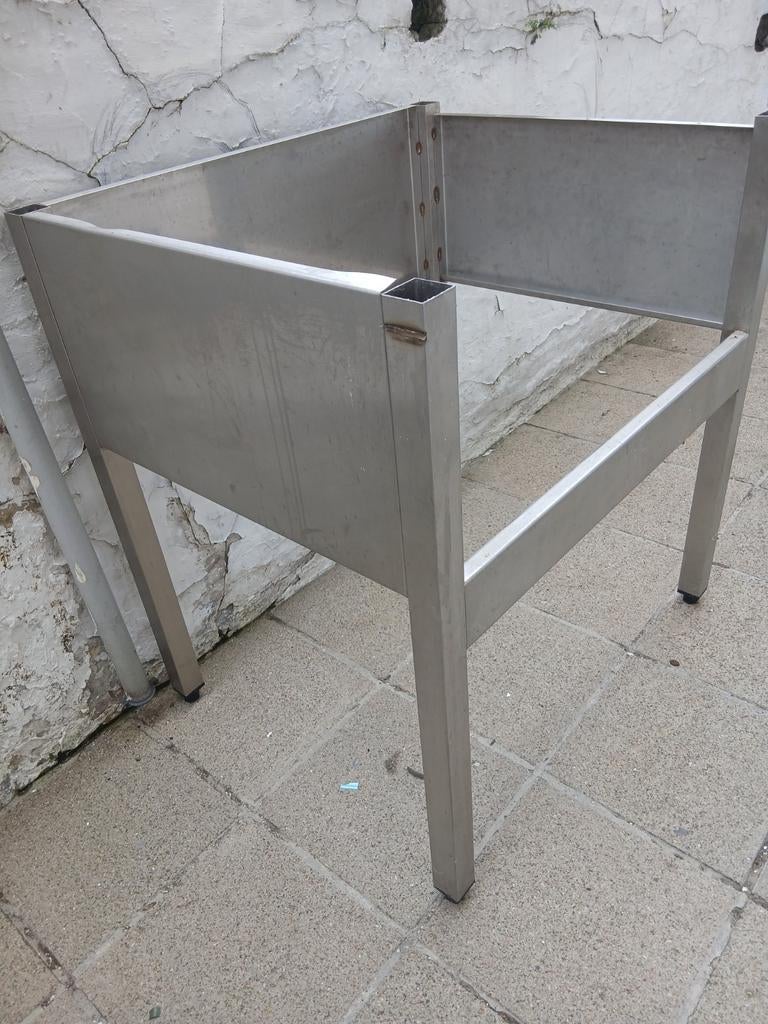 Structure inox 50€, Enlèvement