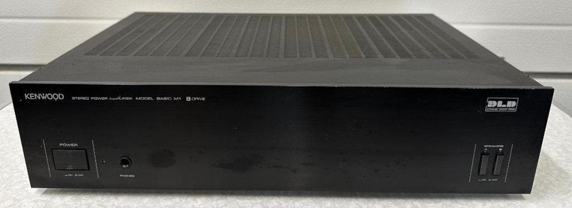 Kenwood Basic M1 power amplifier  vraagprijs  225 €, Ophalen, Zo goed als nieuw