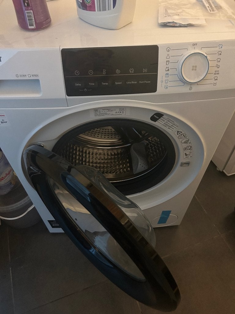 Wasmachine 1 jaar oud, 6 tot 8 kg, Ophalen, Gebruikt, Voorlader