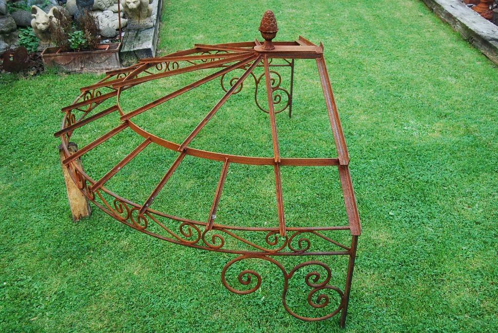 Marquise en fer forgé (modèle demi lune ), Services & Professionnels, Rénovation de Façade & Jointoyeurs, Rénovation de façade