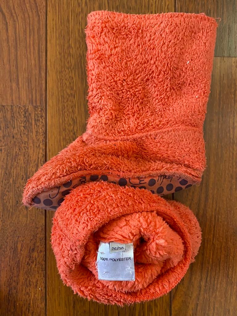 Woody pantoffels maat 26-30 (2 paar ) 10 eur per stuk, Ophalen