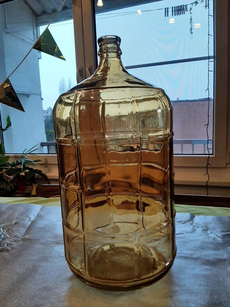 glazen kruik, amberkleurig, Ophalen