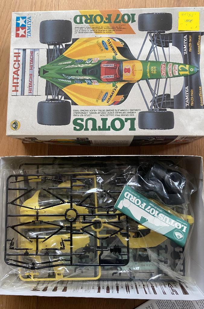 LOTUS 107 FORD F1 Hakinnen / Herbert, Hobby en Vrije tijd, Modelbouw | Auto's en Voertuigen, Nieuw, Auto, Groter dan 1:32, Tamiya
