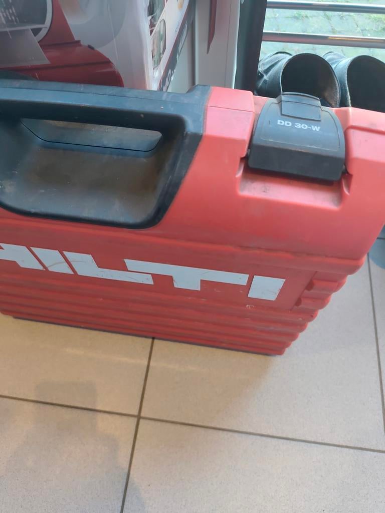 Hilti diamantboormachine DD30-W, Doe-het-zelf en Bouw, Ophalen