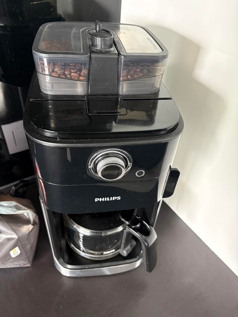 Philips grind en brew. Topper maalt de bonen per tas., Elektronische apparatuur, Koffiezetapparaten, Ophalen, 10 kopjes of meer