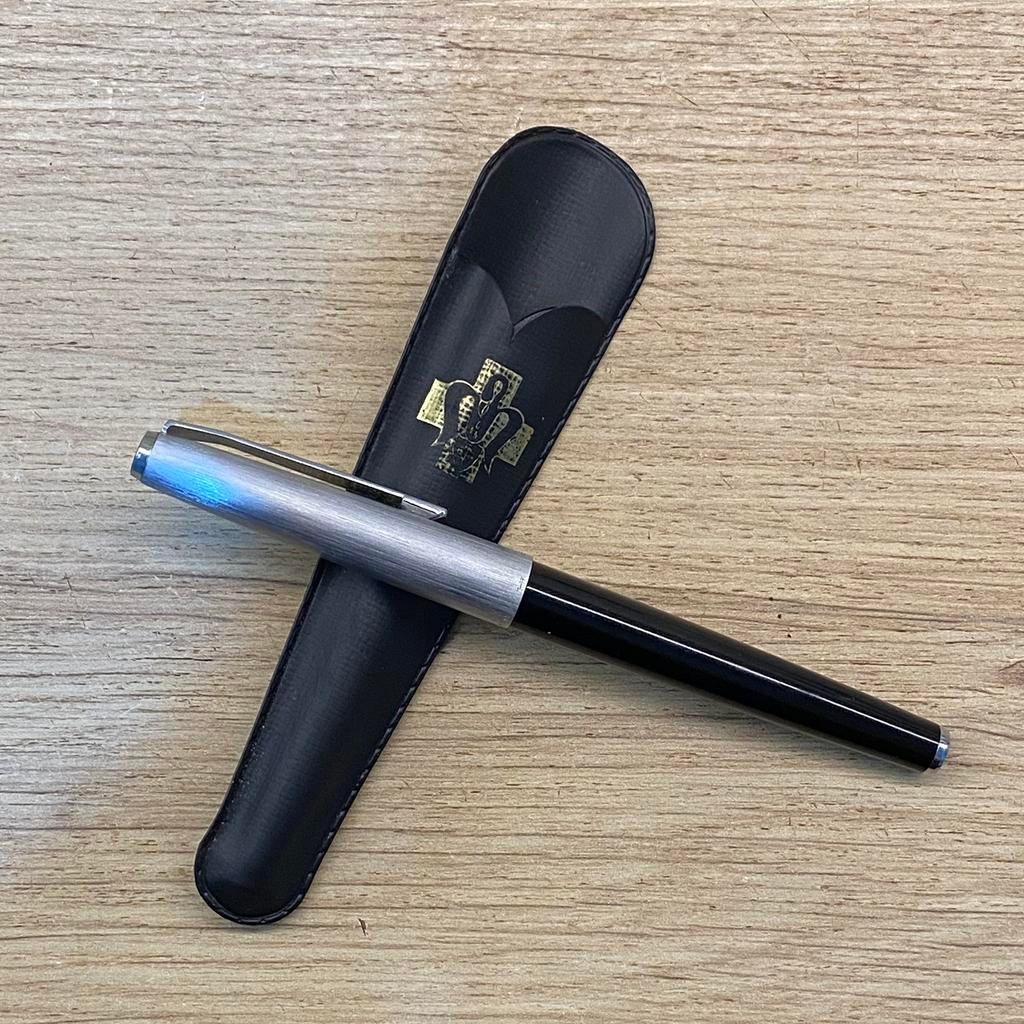 Pelikan P21 Sylvexa, plume or blanc 14c, Collections, Stylos, Enlèvement ou Envoi, Comme neuf, Stylo, Autres marques