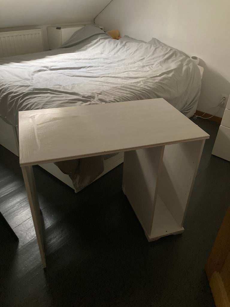 Bureau ikea 90x50x75(h), Enlèvement, Utilisé