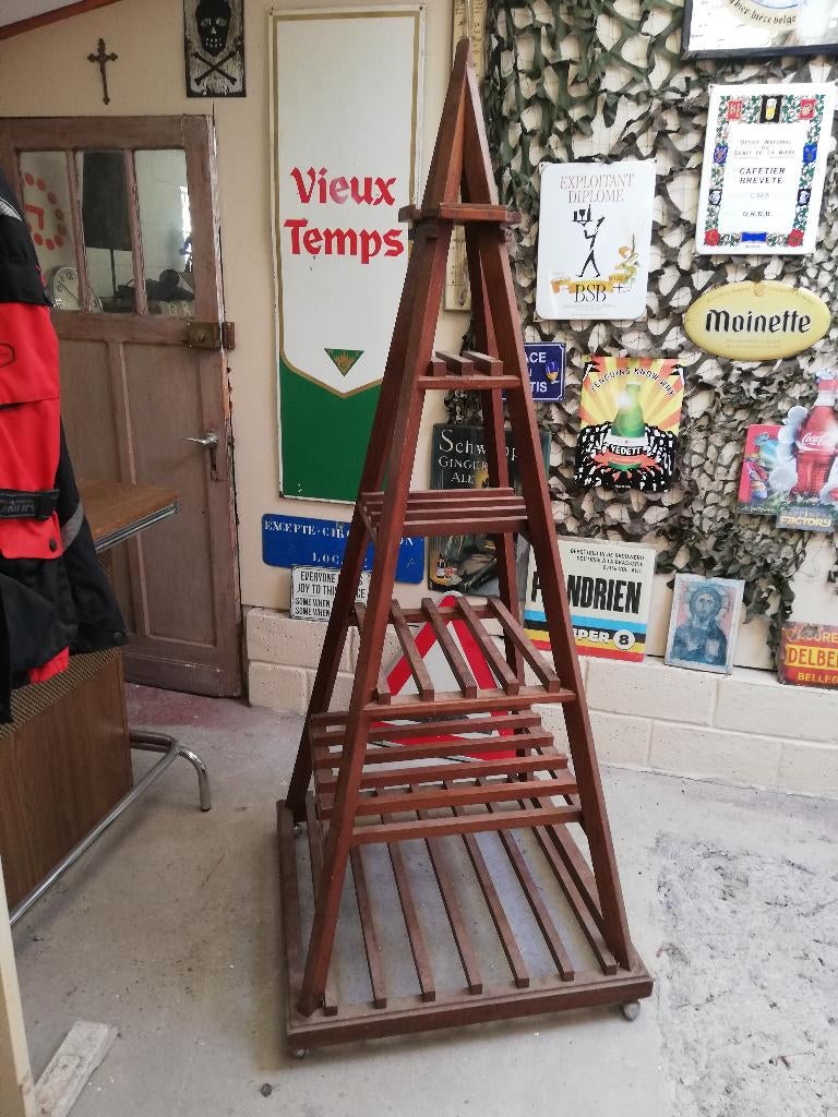 présentoir en bois, Enlèvement