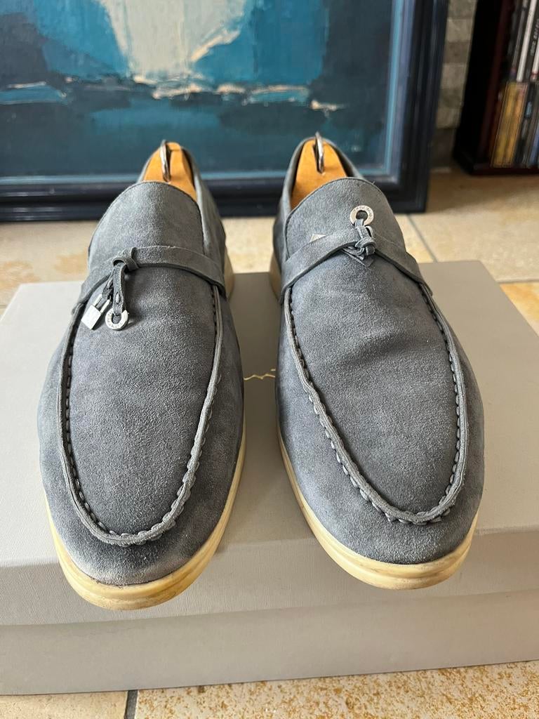 Mocassins Loro piana, Gedragen