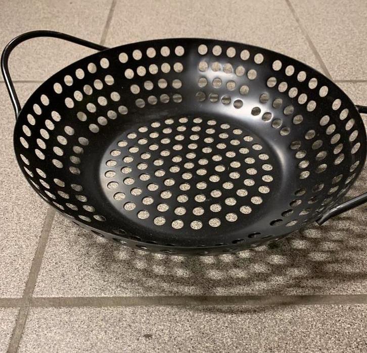 Barbecue schotel 28cm diameter met handige handvaten, Ophalen of Verzenden, Zo goed als nieuw