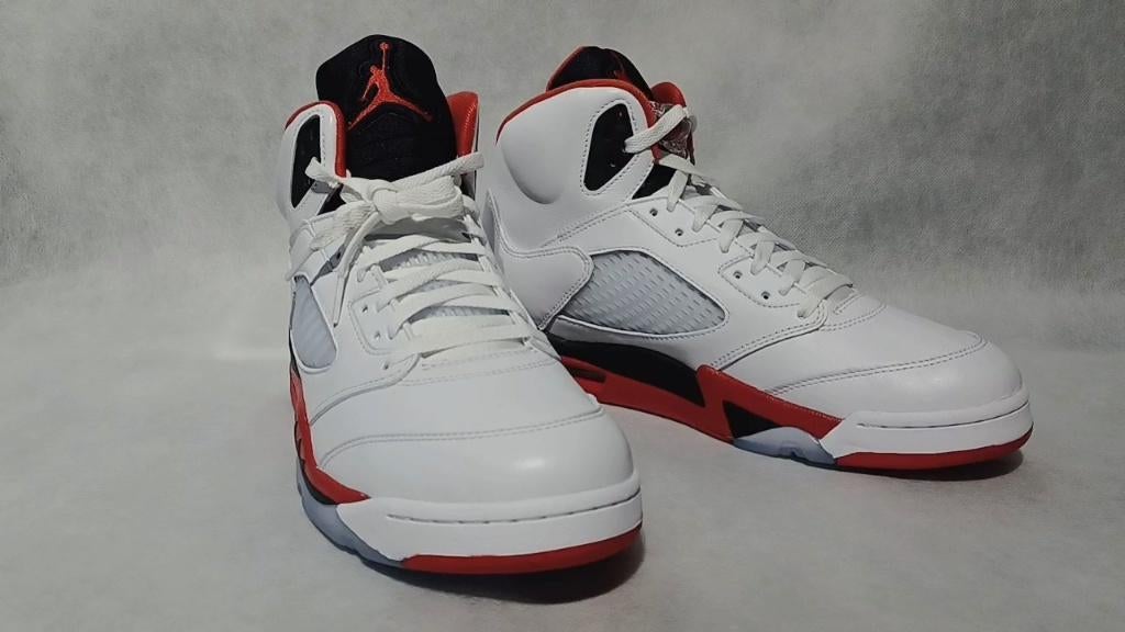 Jordan 5 Retro - Nieuw- Maat 46 -- #43#, Overige kleuren, Air Jordan, Nieuw, Ophalen of Verzenden