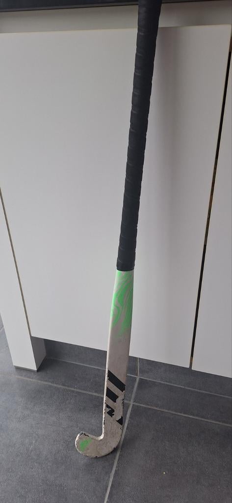 Adidas hockeystick, Enlèvement