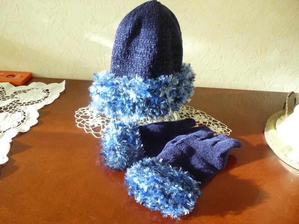 muts + paar handschoenen, blauw - zeer warm - één maat, Ophalen of Verzenden, Nieuw, One size fits all, Hoed
