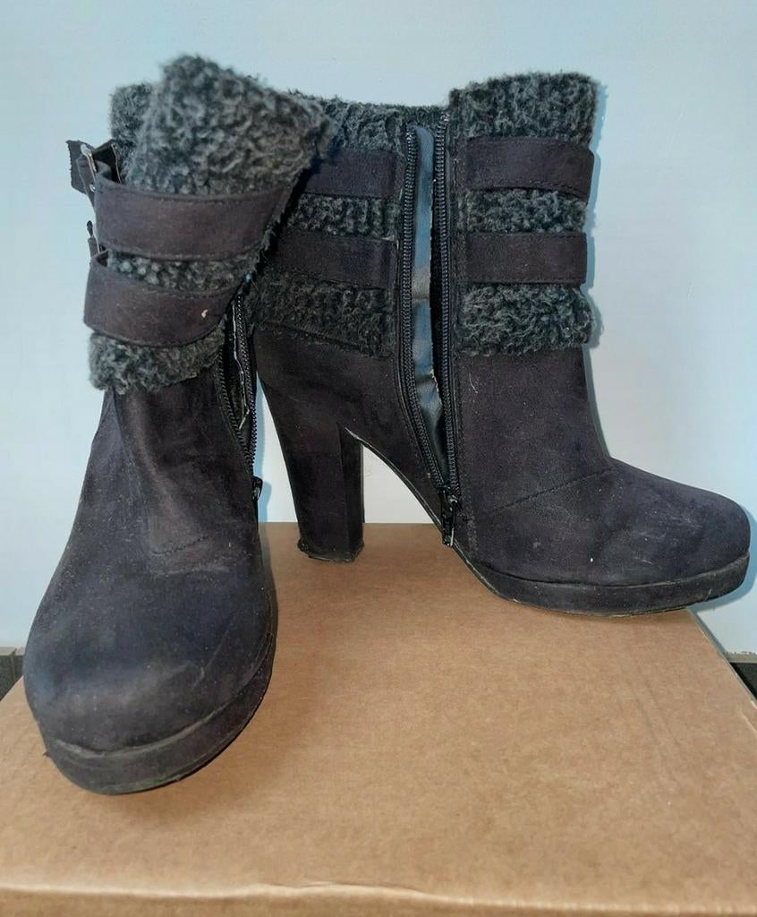 Zwarte laarsjes 38, Kleding | Dames, Schoenen, Ophalen of Verzenden, Zo goed als nieuw