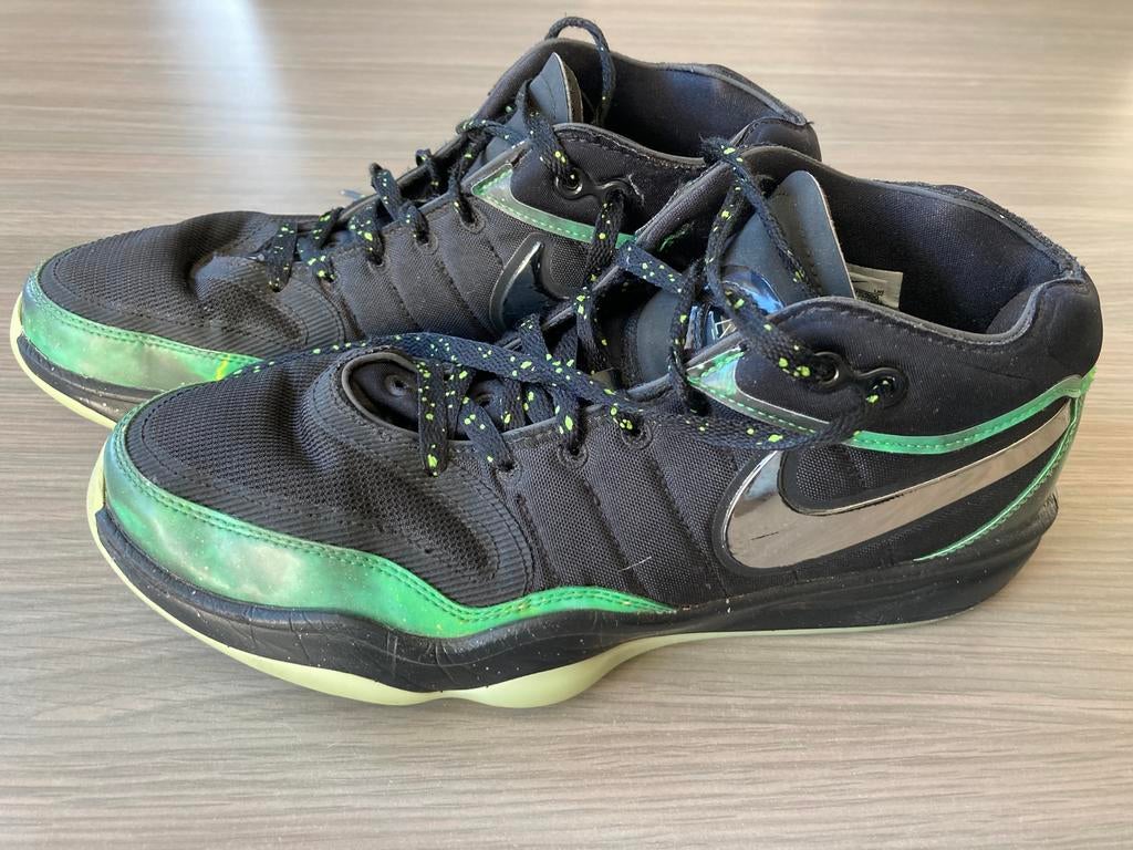 Nike Air Zoom basketbal LIMITED EDITION alien maat 44,5, Sport en Fitness, Basketbal, Gebruikt, Schoenen, Ophalen of Verzenden