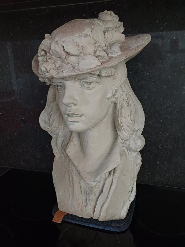 réplique de « Flower Girl v RODIN »., Enlèvement, Comme neuf, Pierre