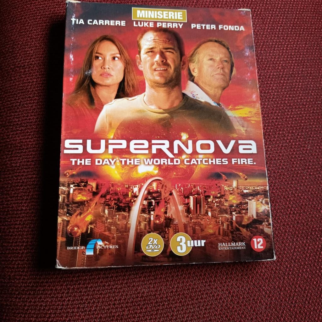 2 dvd supernova, Ophalen of Verzenden