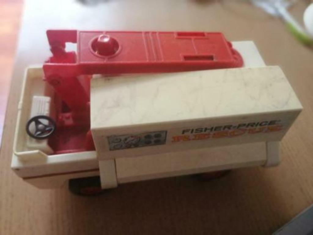 Fisher Price Rescue 303 - 1974 camion pompier, Ophalen of Verzenden, Gebruikt