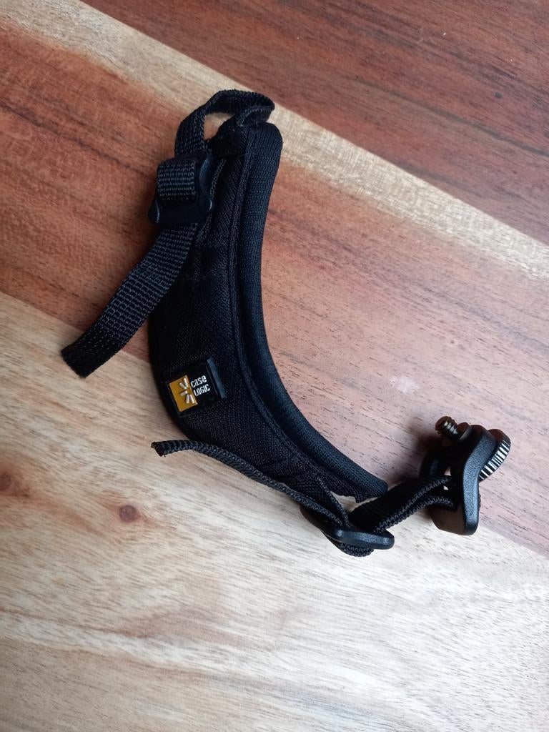 Camera hand grip case logic, Ophalen, Zo goed als nieuw