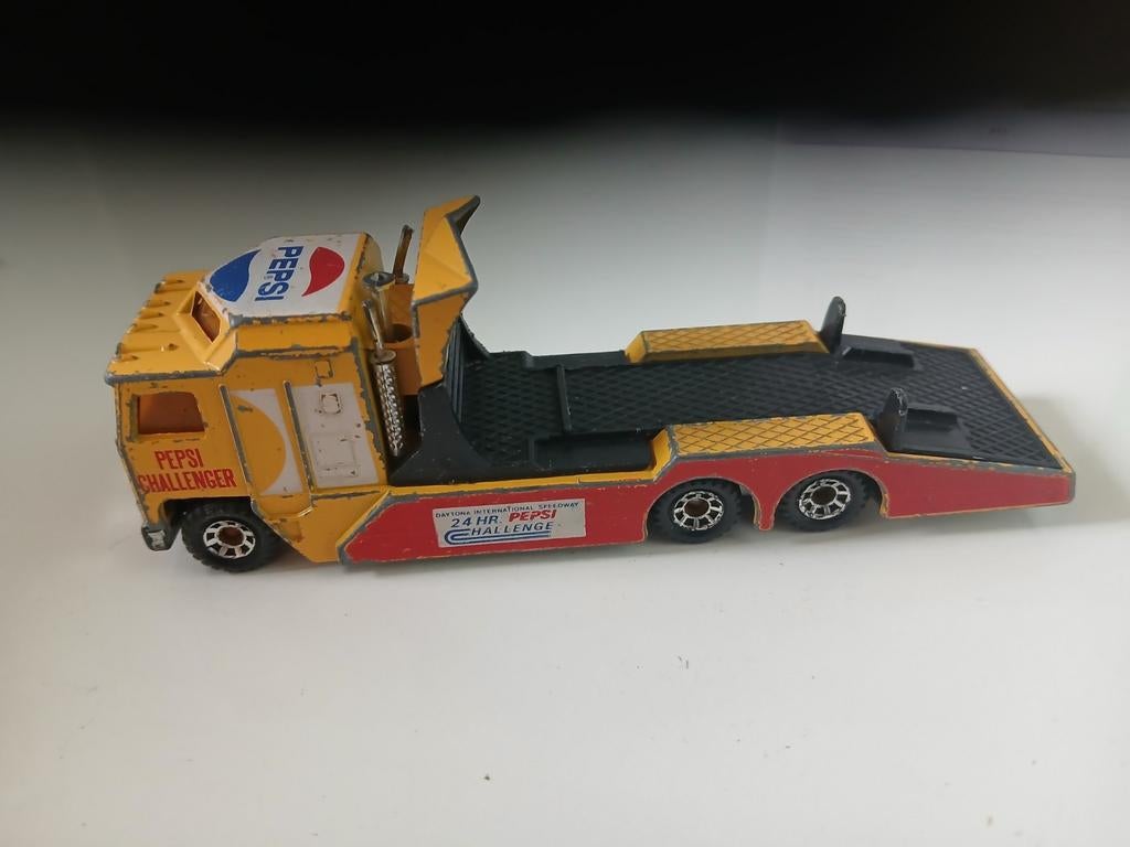 Matchbox kenworth cabover racing transporter Pepsi challenge, Enlèvement ou Envoi