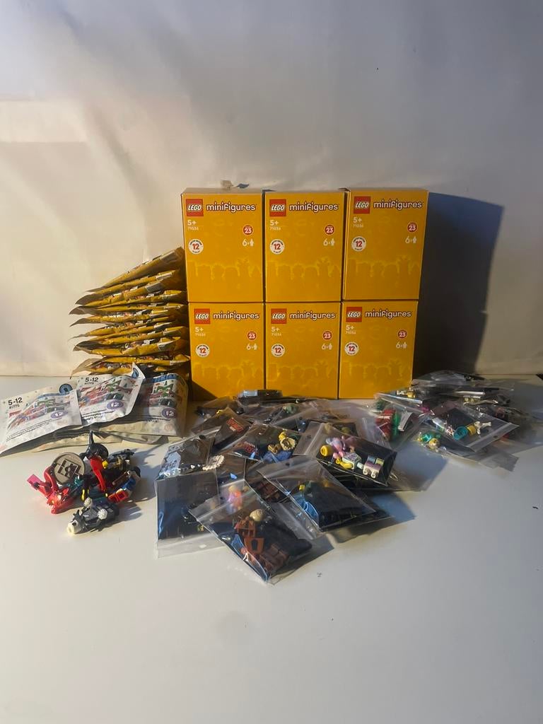 HEEL VEEL Lego Minifiguren (CMF), Ophalen of Verzenden, Zo goed als nieuw, Losse stenen, Lego