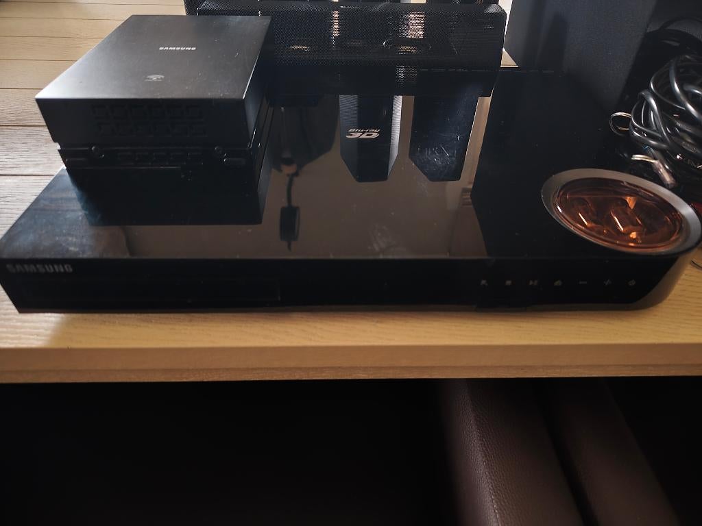 home cinema, 40 tot 70 watt, Ophalen, Overige merken, Gebruikt