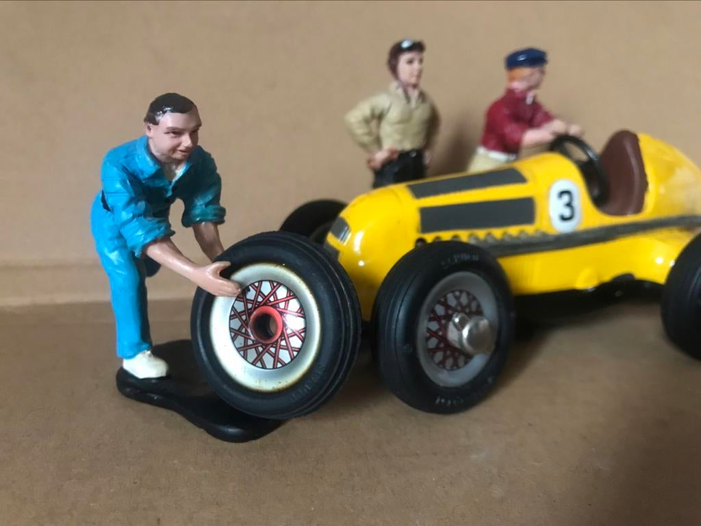 Schuco 1050 Mercedes Silberpfeil crew old-timer, Collections, Jouets, Comme neuf, Envoi