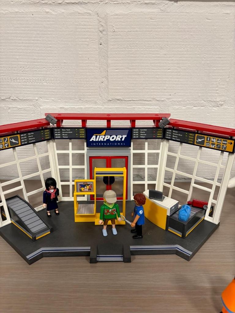 Playmobil - luchthaven, Kinderen en Baby's, Speelgoed | Playmobil, Ophalen, Zo goed als nieuw