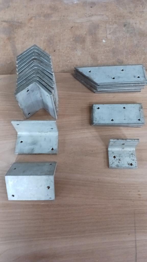 Coins en inox, Bricolage & Construction, Métaux, Enlèvement, Comme neuf
