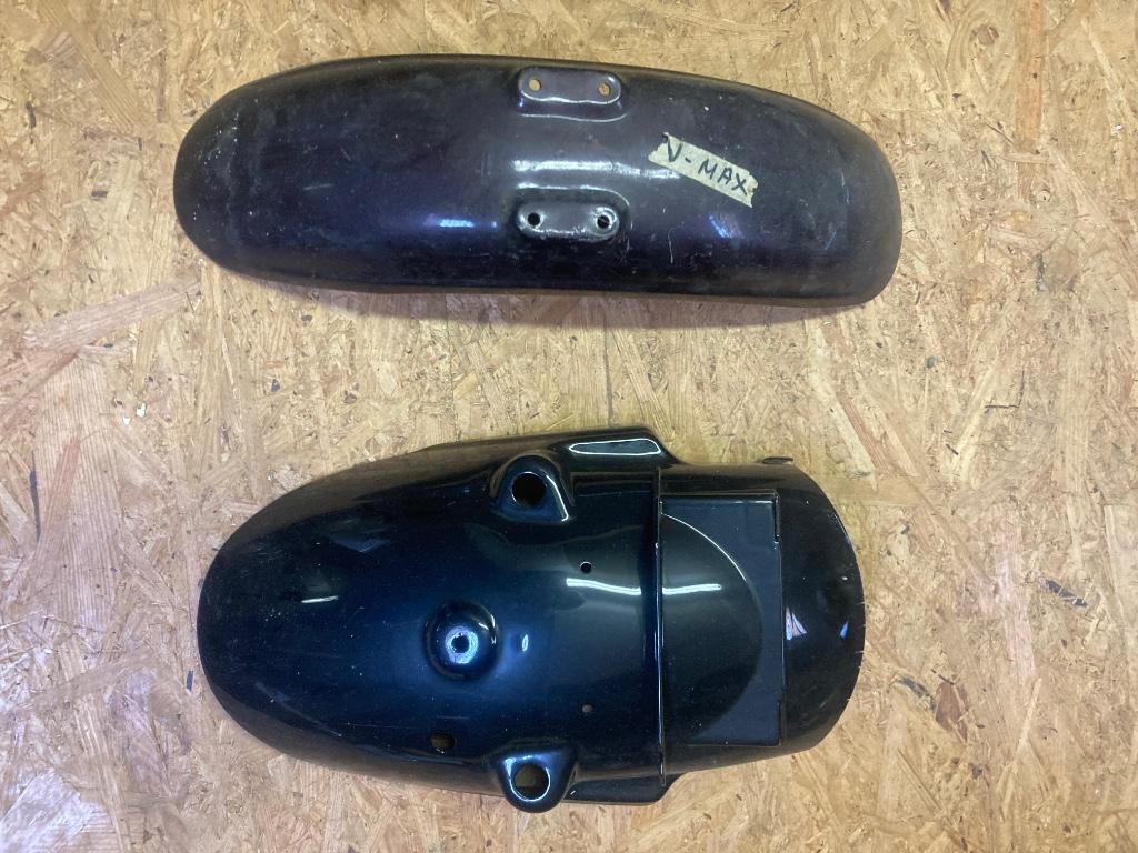 Voor en achter spatbord V- Max, Ophalen, Nieuw